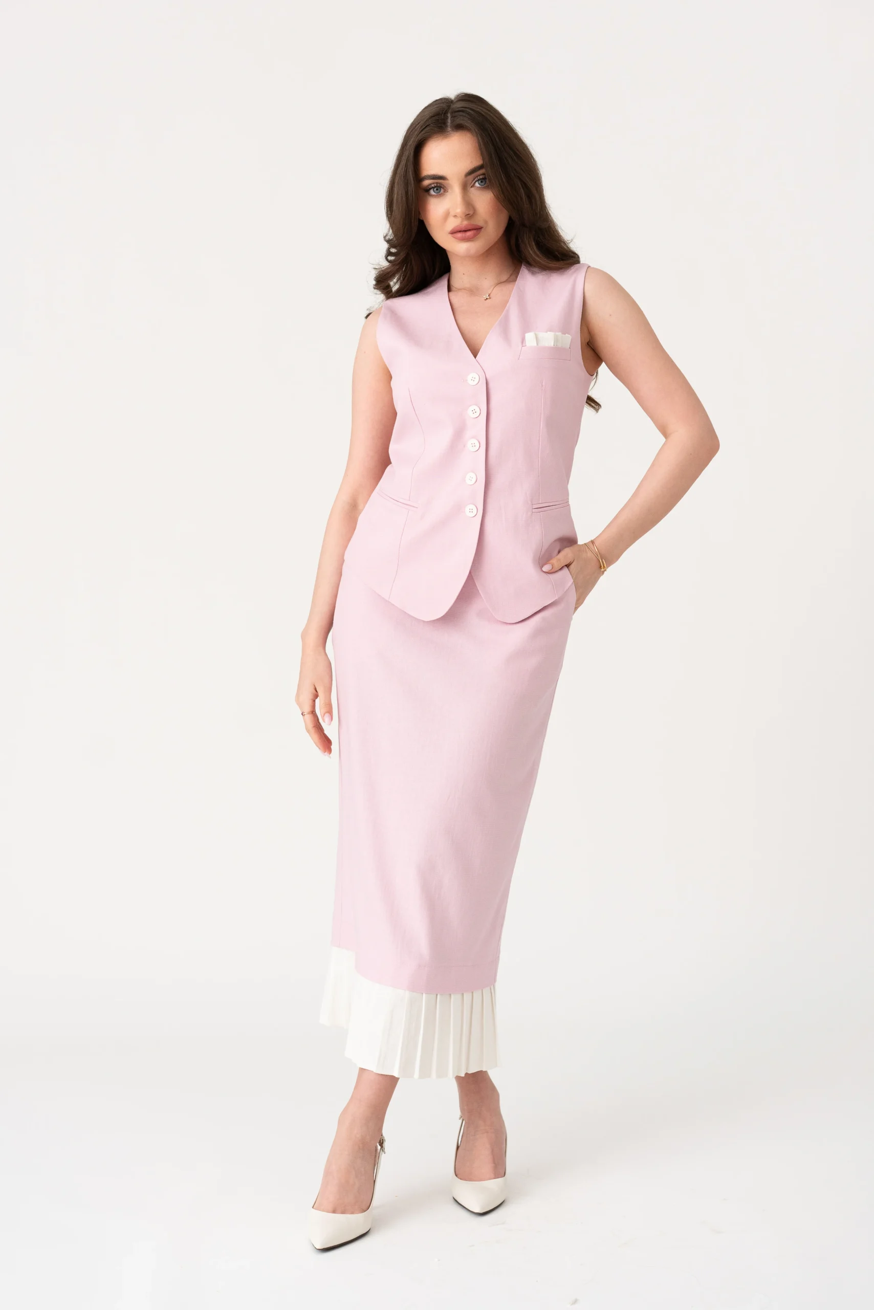 LUCILE – COSTUM DIN IN ROZ
