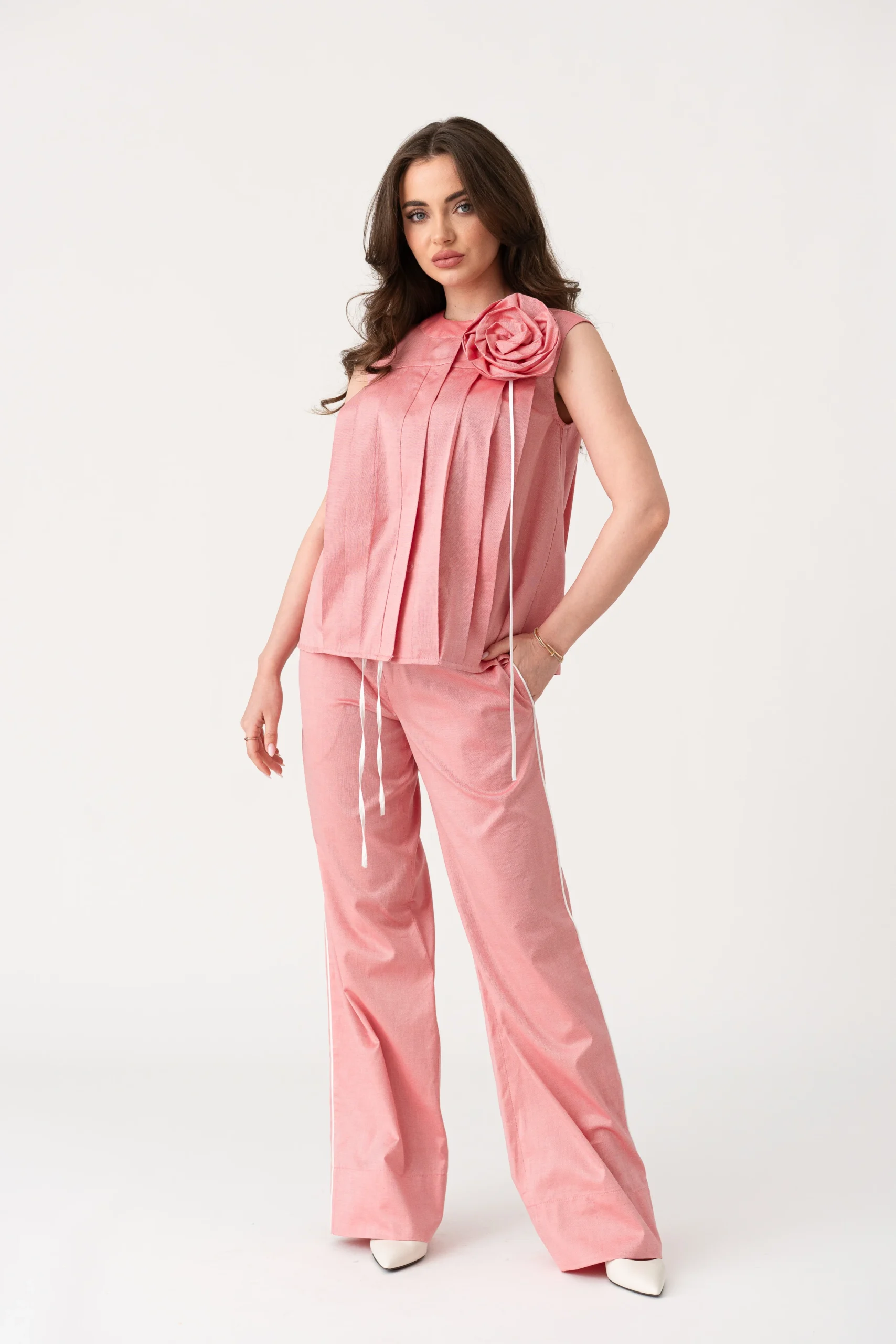 SET PEONI